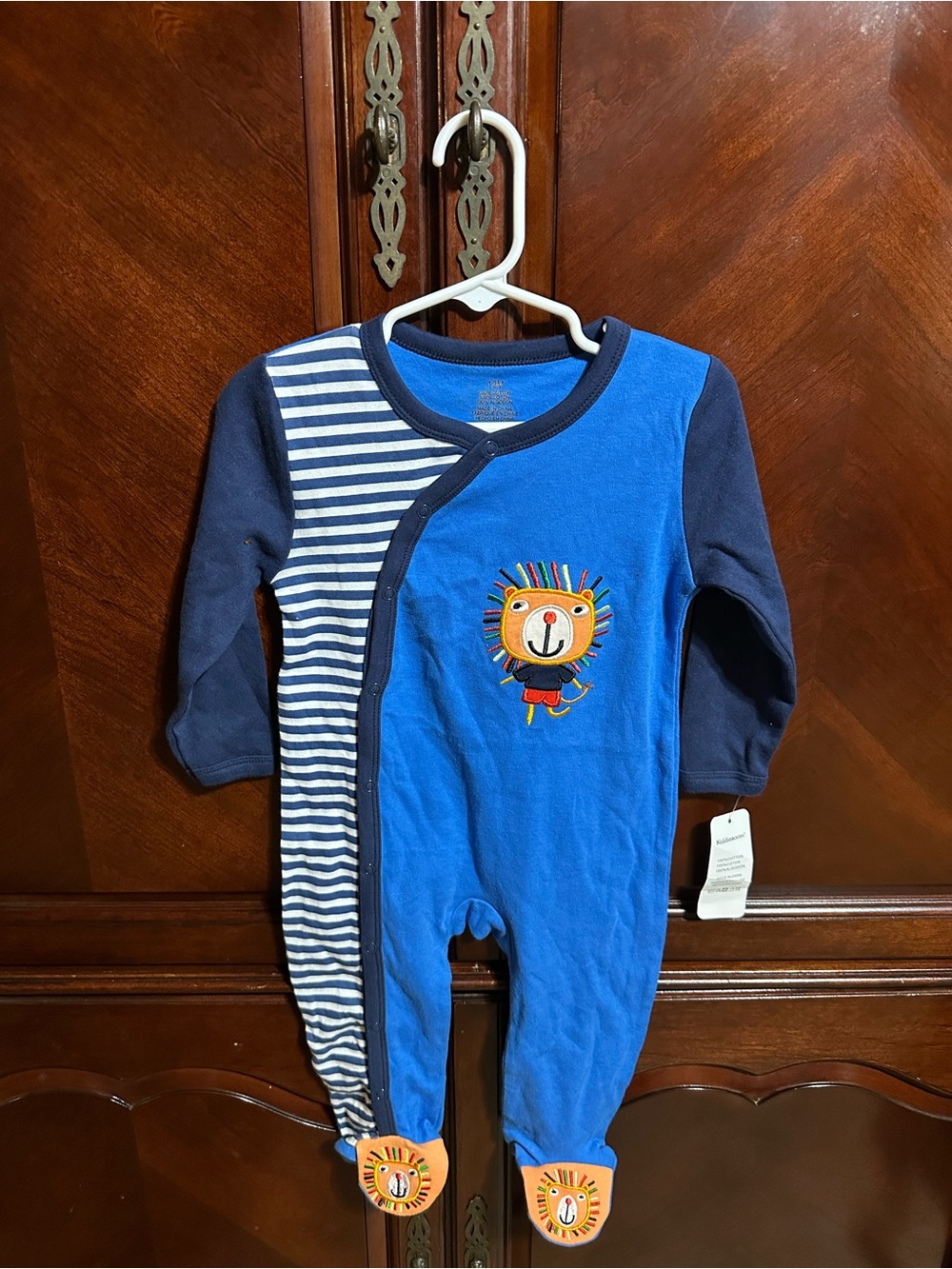 New 12M Baby Blue Lion One-Piece Sleeper.
